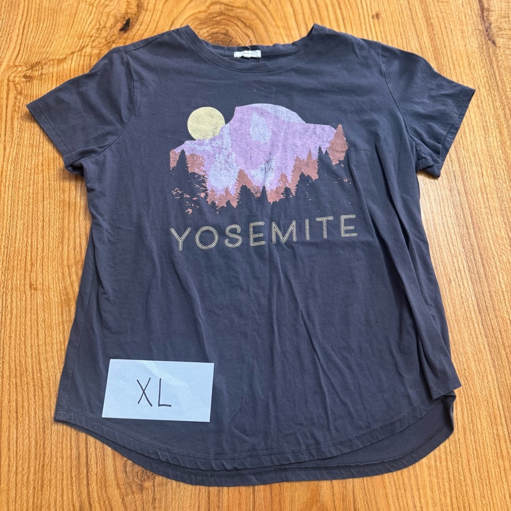 Maurices Gray Yosemite Graphic Tee